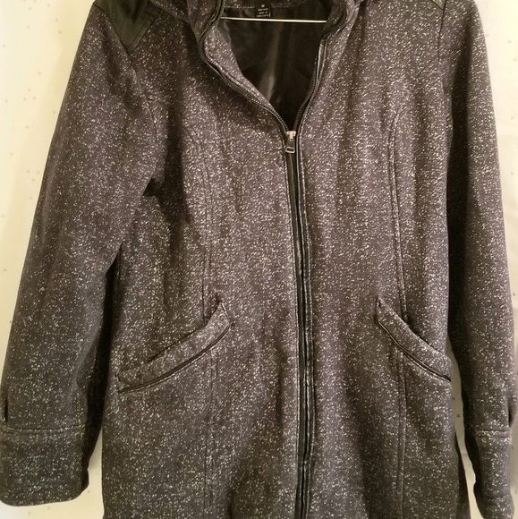 Int. D.e.t.a.i.l.s Black amd Grey Jacket with Hood - Picture 3 of 4